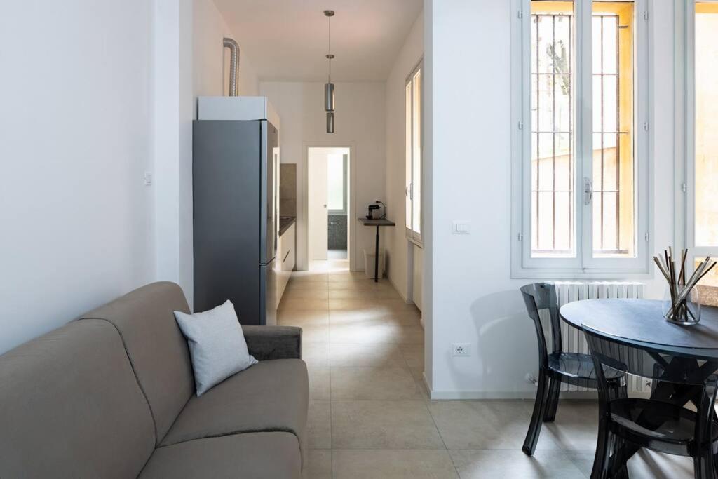 Apartment Isaia - 10 Minutes From Piazza Maggiore Bologna Kültér fotó